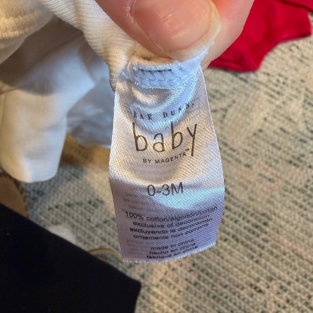 Christmas Onesies & Sleeper Bundle – 0–3 Months, Good Condition - Picture 7 of 12